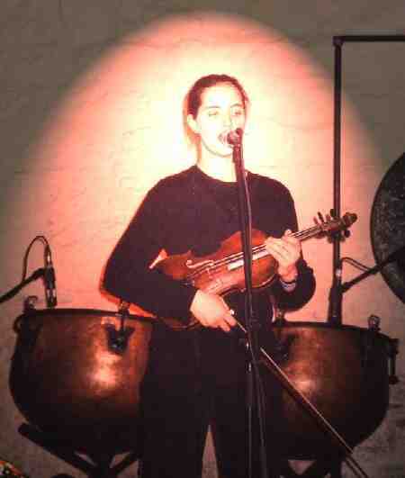 Sonne Hagall jouent Herbstlied